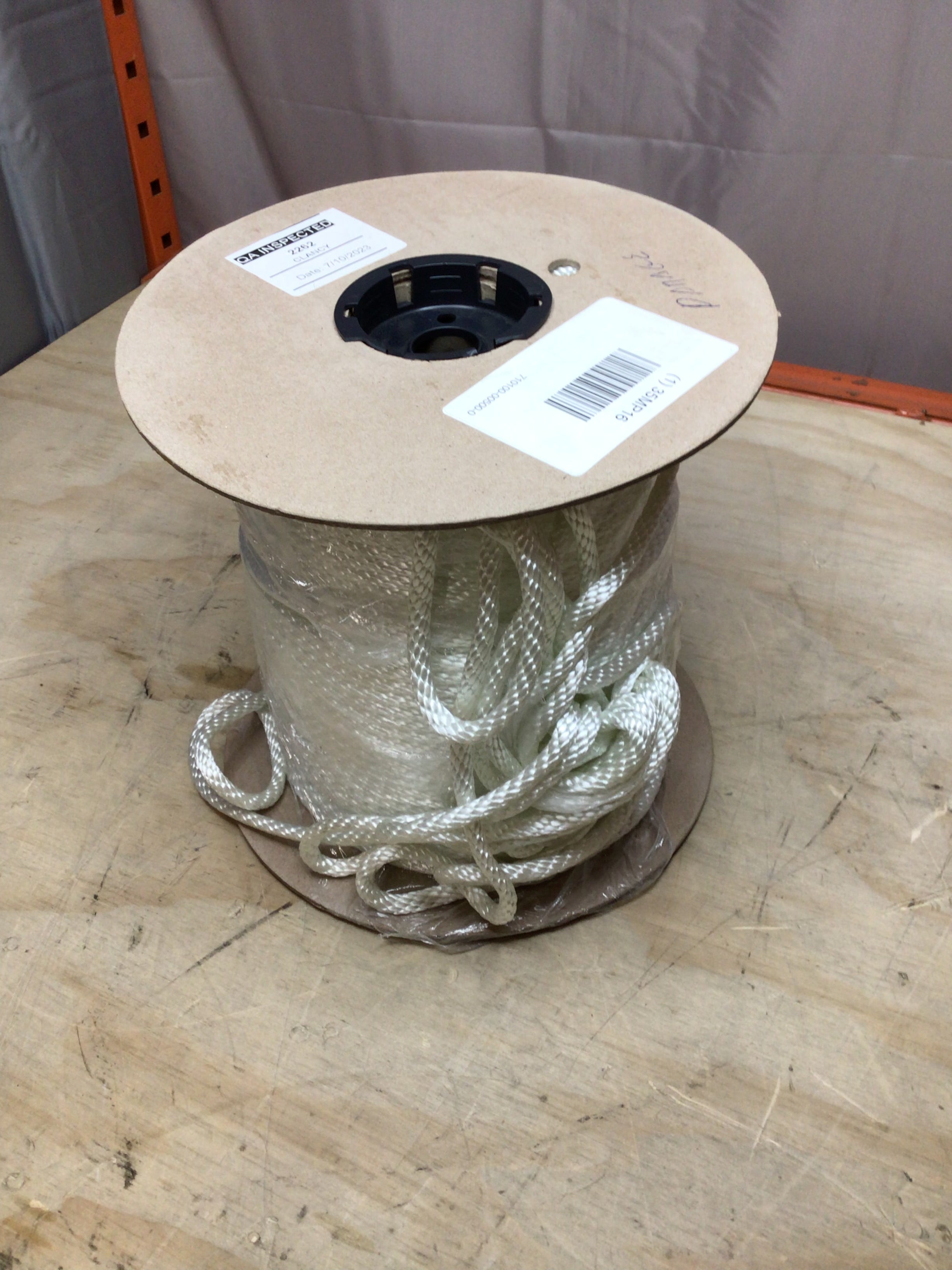 GRAINGER APPROVED Nylon Rope 5/16 in, 193lb, solid braid **PARTIAL USE** (8131614736622)